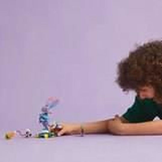 LEGO DREAMZzz DREAMZzz - Izzie și Bunchurro Iepurele de Joc Pentru 7+ Ani 252 Bucăți