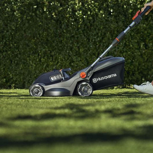 Husqvarna Mașină de tuns iarba Baterie