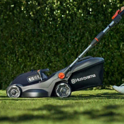 Husqvarna Mașină de tuns iarba Baterie