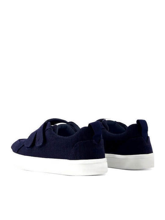 Toms