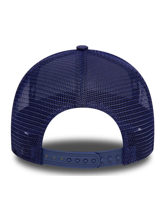 New Era New York Yankees League Essential Trucker