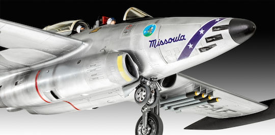 Revell Modeling Figure 75 Pieces in Scale 1:48 with Glue and Paints
