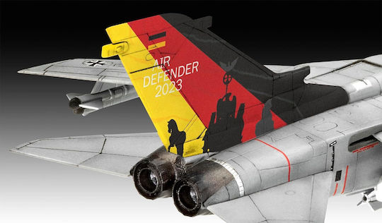 Revell Modeling Figure in Scale 1:144 378.9cm.