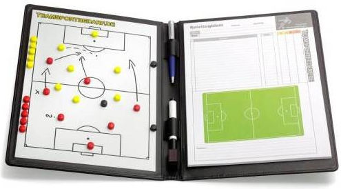 Amila Magnetic Soccer Coach Board 22.5x35.5cm 41948 Green Men's Plastic Collection Market