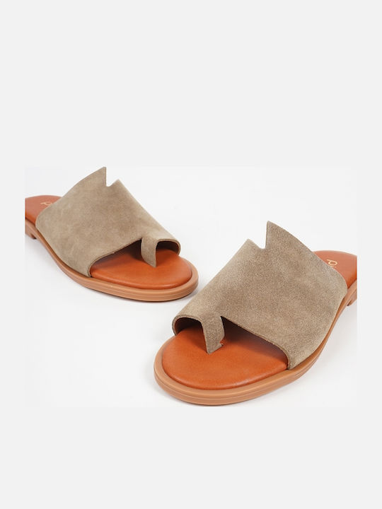 Women's Flat Sandals in Brown Color