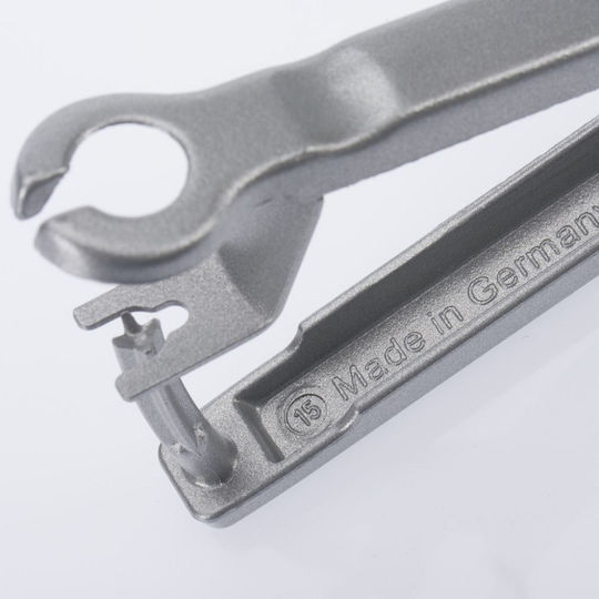Aluminum Pit Remover Tool 14x4xh2.5cm Kernex Westmark 041.4000 00000551
