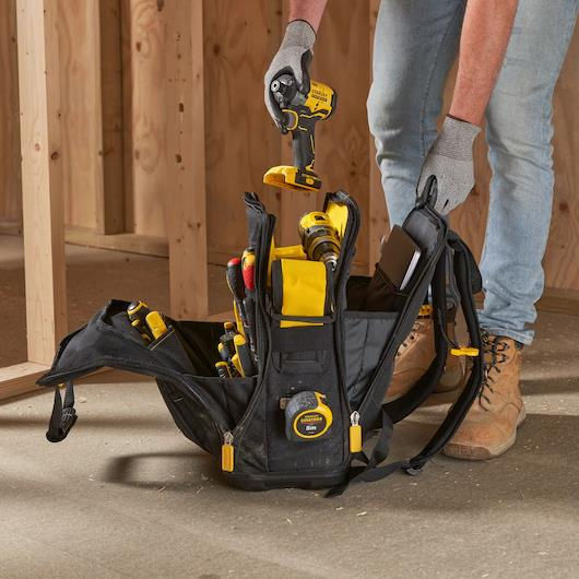 Stanley Quick Access Τσάντα Πλάτης Αδιάβροχη Μαύρη 28.6lt
