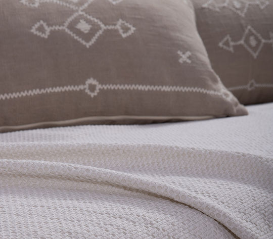 Nef-Nef Homeware Betty Three-Seater Sofa Throw Jacquard 180x300cm Mauve