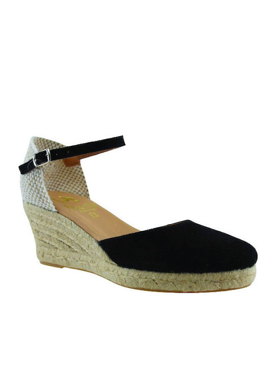 Marila Footwear