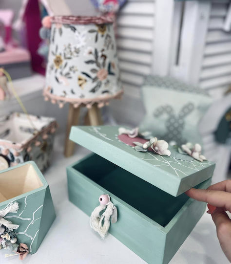 Memory Box made of Wood for Girl