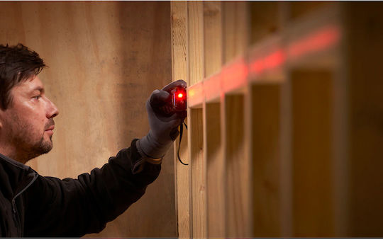 Stanley Μέτρο Laser FLM165 με Εύρος Μέτρησης 0.2m-50m
