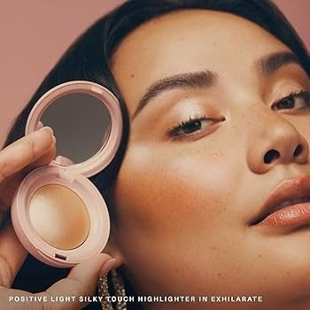 Highlighter Rare Beauty Positive Light Silky Touch Highlighter Exhilarate 2.8 G