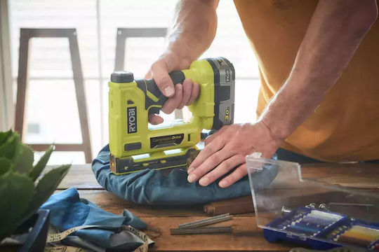 Ryobi Battery Stapler Gun 18V for Staples