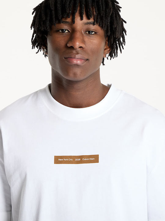 T-shirt White