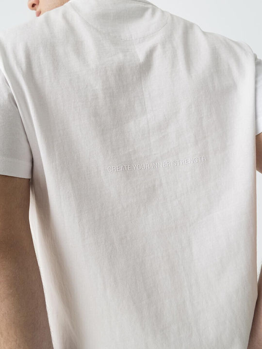 T-shirt White