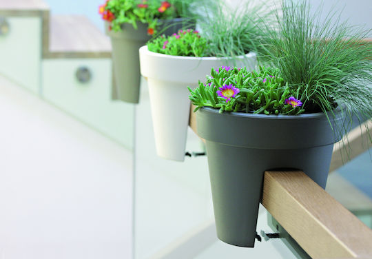 Marhome Lofly Railing Pot Plastic 24.5x24.5x22.5cm.