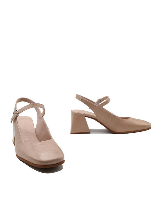 Pumps mit Riemchen Beige
