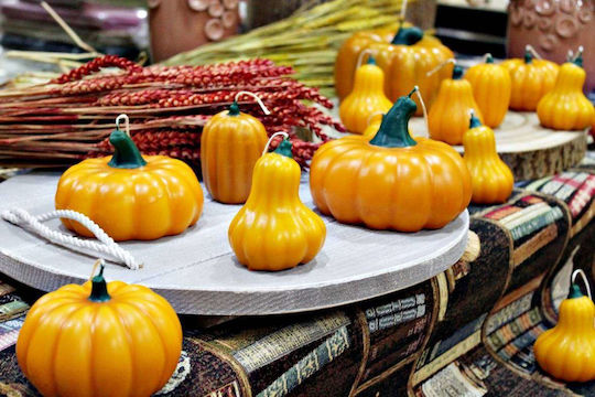Κολοκύθα Κέρινη Άρωμα Pumpkin Spice Σχ.αχλάδι 7,7x6cm