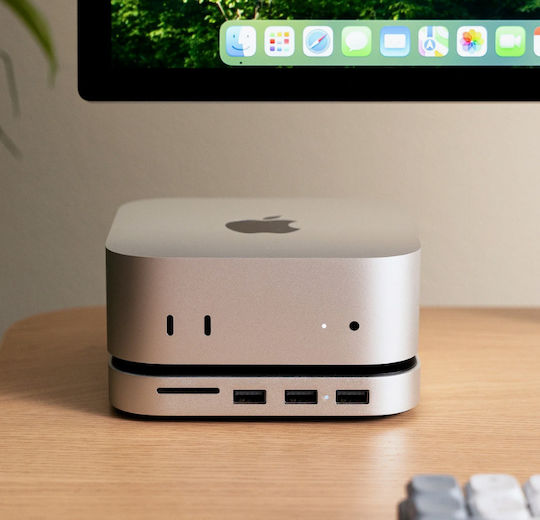 Satechi USB-C Docking Station with Silver