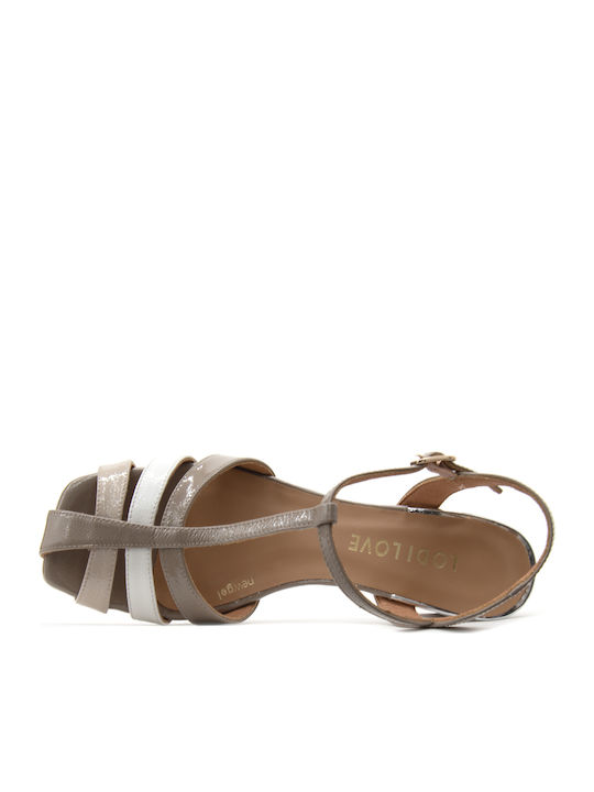 Sandalen aus Lackleder Weiß
