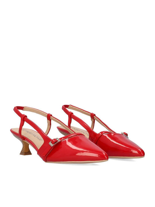 Pumps mit Riemchen & Dünn flacher Absatz Rot