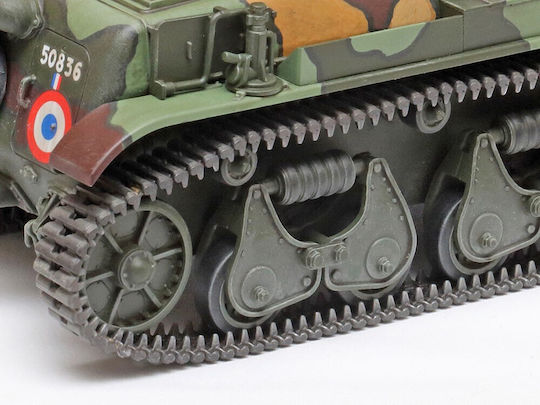 Tamiya French Modeling Figure Tank in Scale 1:35 3.5x3.5cm.
