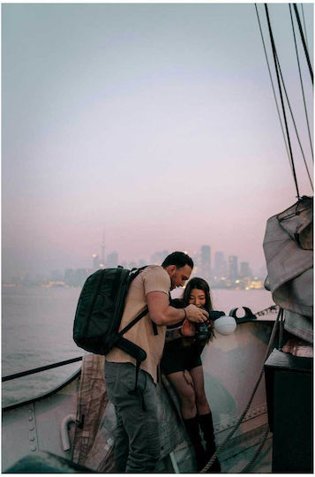 Πίνακας Couple On A Boat At Dusk Ζευγάρι Μια Βάρκα Στο Σούρουπο 70x100