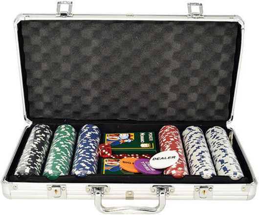Set of 300 Poker Chips 38mm / 11.5g in Suitcase with 3 Decks