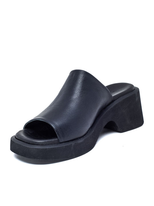 Leder Mules mit Absatz in Schwarz Farbe