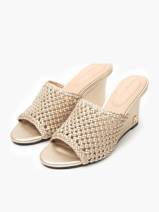 Leder Mules mit Absatz in Gold Farbe