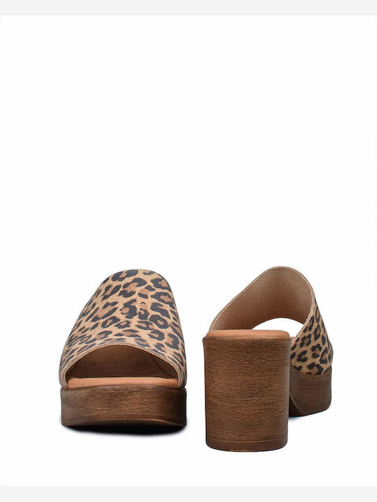 Mules with Heel in Brown Color
