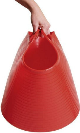Kerbl Plastic Feeder with Capacity 12lt