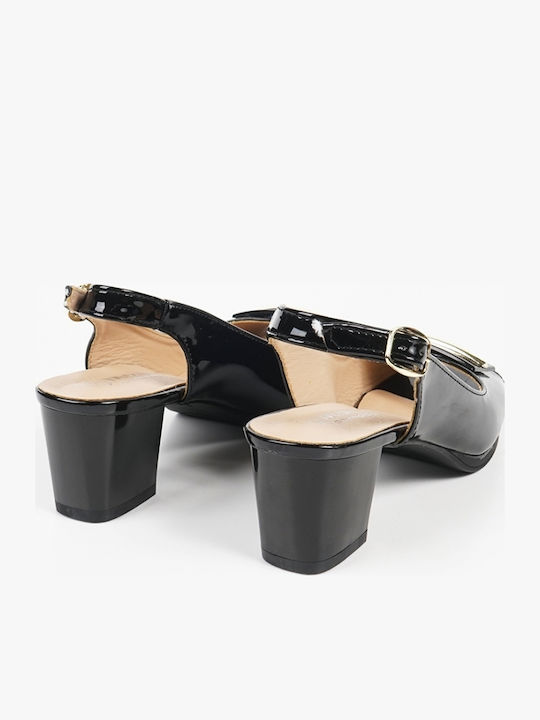 Peep Toe Heels Made of Patent Leather with Strap Black