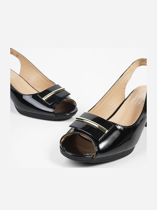 Peep Toe Heels Made of Patent Leather with Strap Black