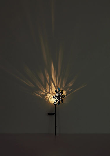 Globo Lighting Καρφωτό Ηλιακό Φωτιστικό Λουλούδι με Θερμό Λευκό Φως 3000K IP44 20x9x50εκ.