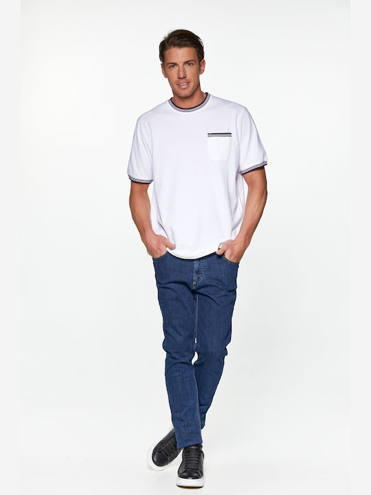 T-Shirt White
