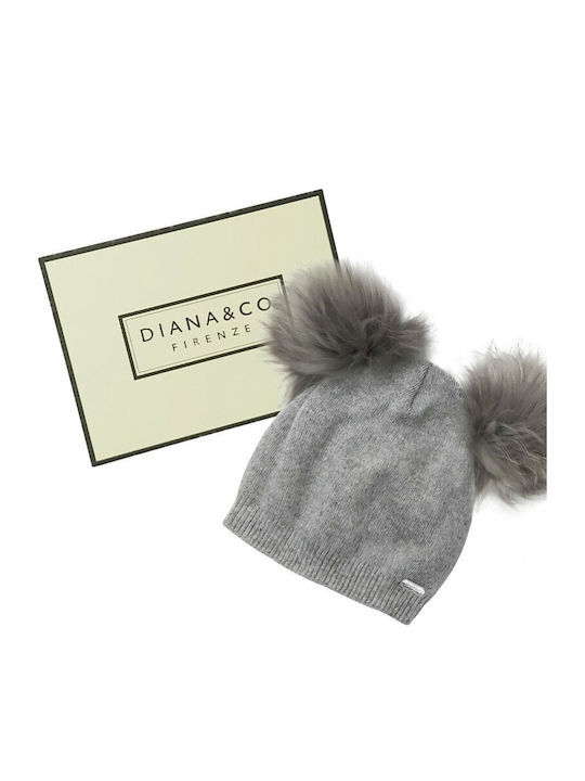 Pom Pom Beanie Beanie Knitted in Gray color