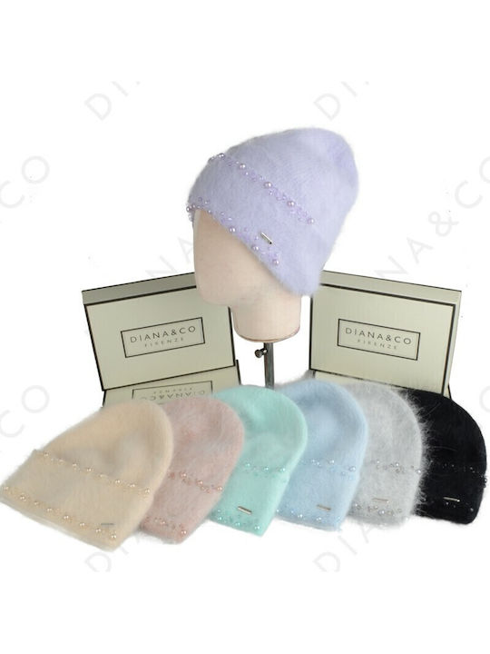 Beanie Beanie Knitted in Gray color