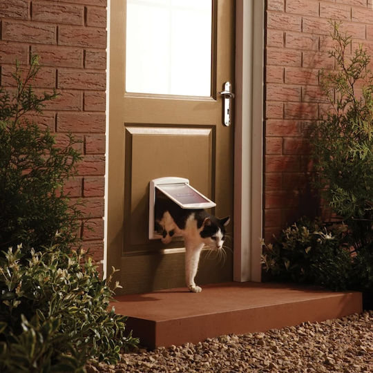 Pet Safe Ușa pentru Câini & Pisici Poartă pentru animale de companie albă 23.6x19.8cm. din Plastic de Culoare Alb 23.6 x 19.8 x 23.6cm