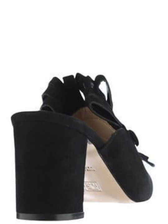Leather Mules with Heel in Black Color