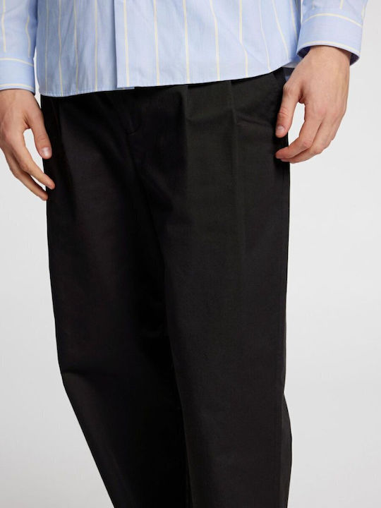 Hose in Lockere Passform Black