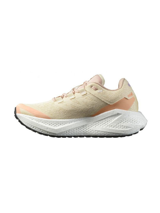Sport Shoes Running Shortbread / White / Fusion Coral