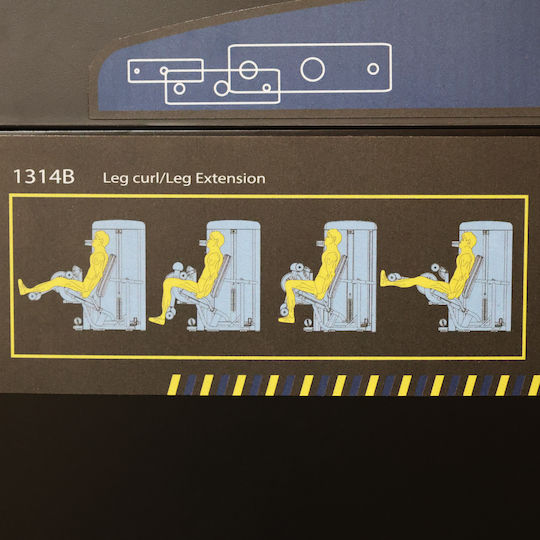 X-FIT Beinbeuger-Maschine ohne Gewichte