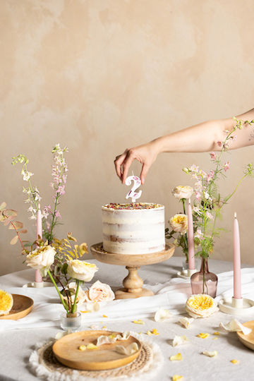 Κερί Λευκό Λουλούδια "2" White Flower Petals 8 Εκ Ύψος
