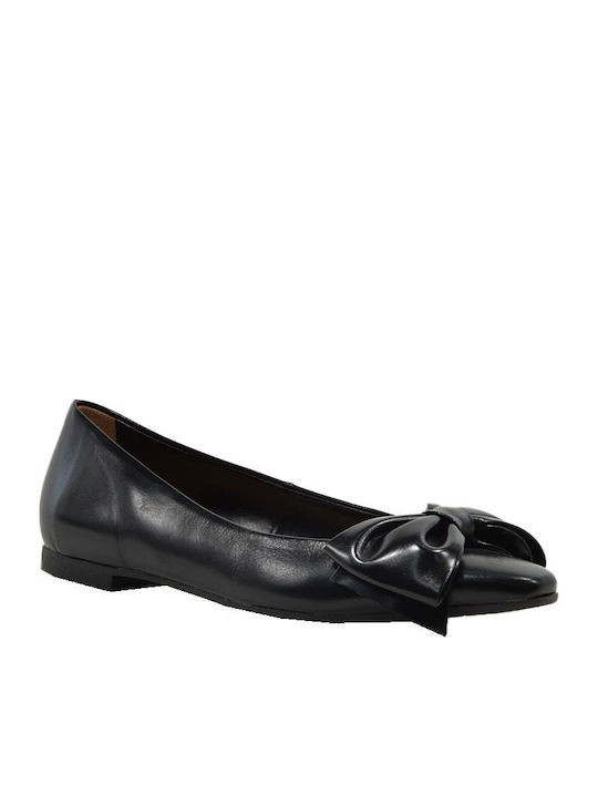 Lederne Damen Ballerinas in Schwarz Farbe