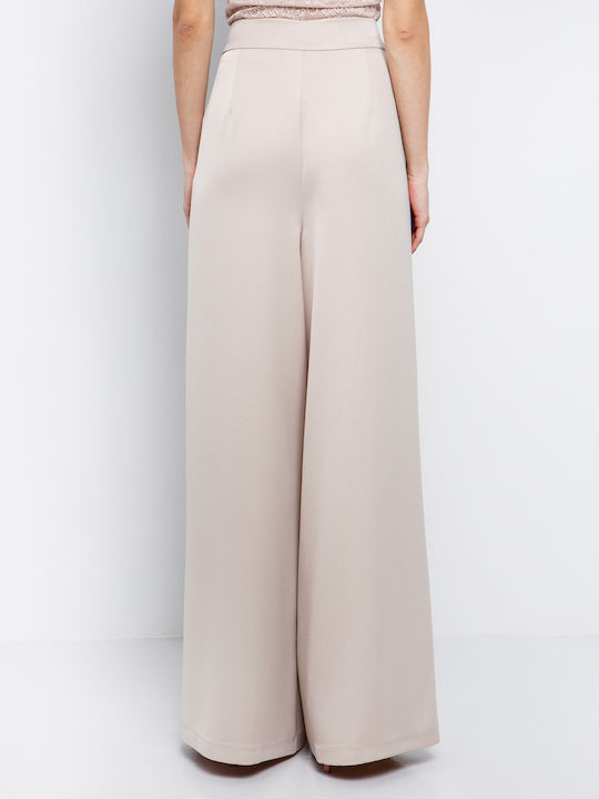 Women's High-waisted Fabric Trousers in Loose Fit Cream