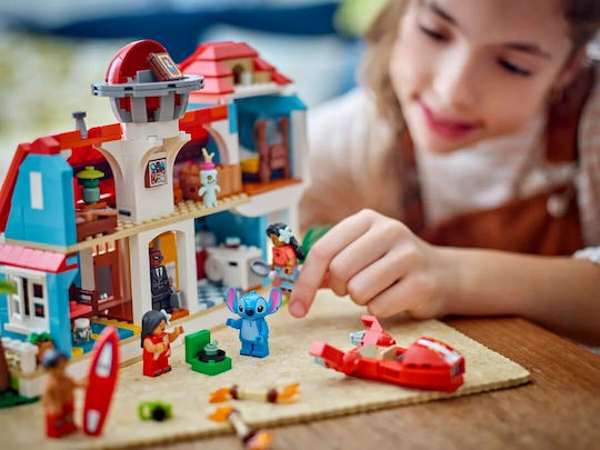 LEGO Disney Lilo and Stitch Beach House for 9+ Years 834 Pieces