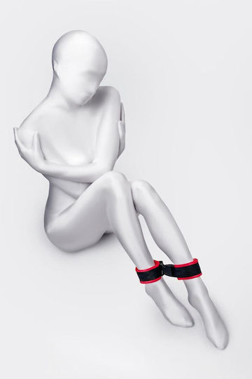 Handschellen in Rot Farbe