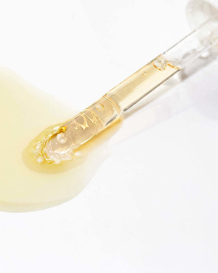 Skin Generics DS-Ceramix 1% + 26% Almond Oil Moisturizing Serum Face for Nourishment 30ml