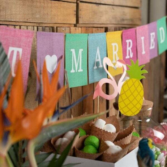 Σημαιακια Γιρλαντα Just Married Πολυχρωμο
